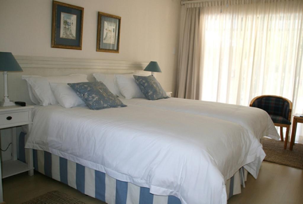 Bed and Breakfast Majorca House Сомерсет-Уэст Номер фото