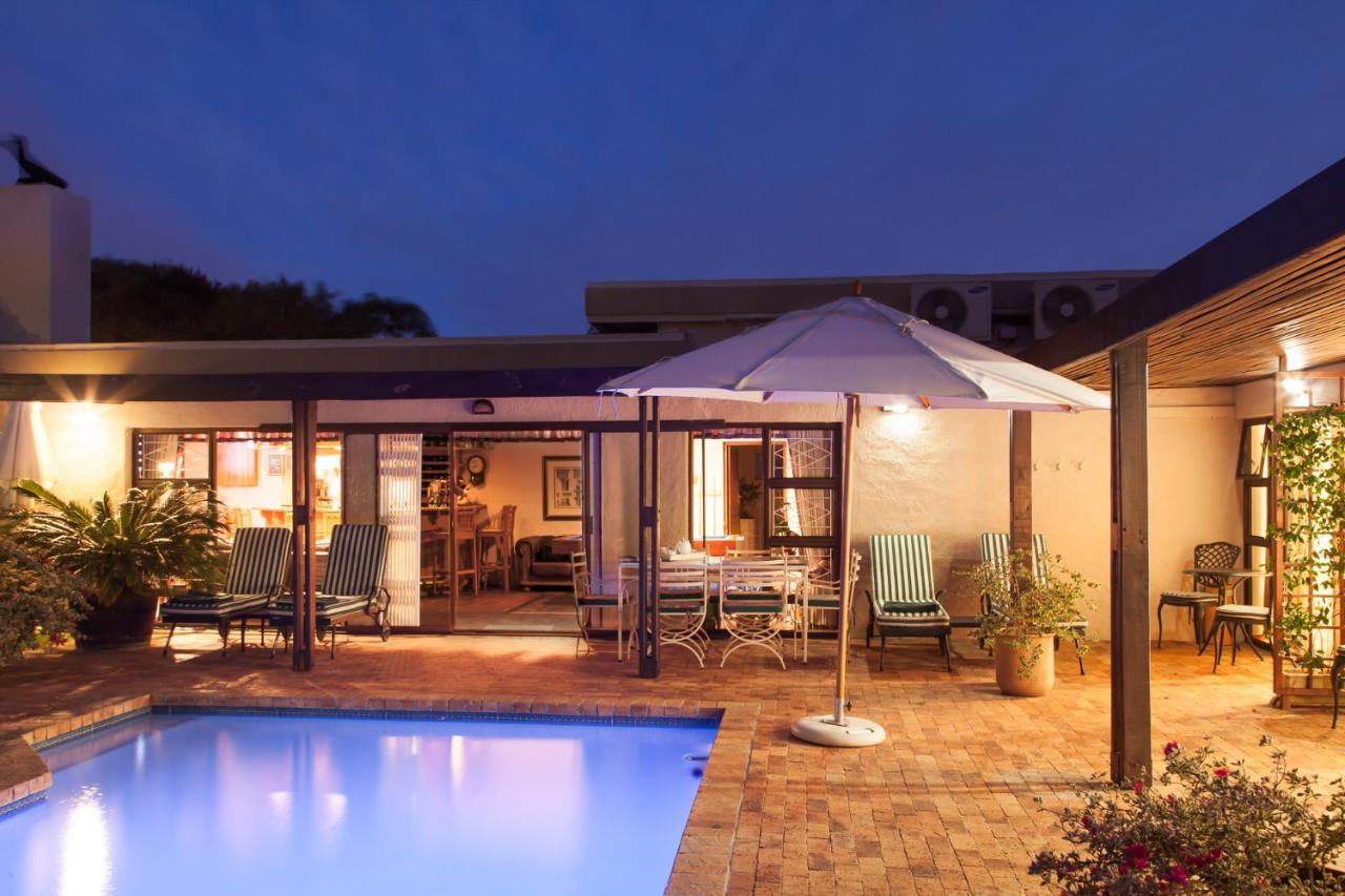 Bed and Breakfast Majorca House Сомерсет-Уэст Экстерьер фото