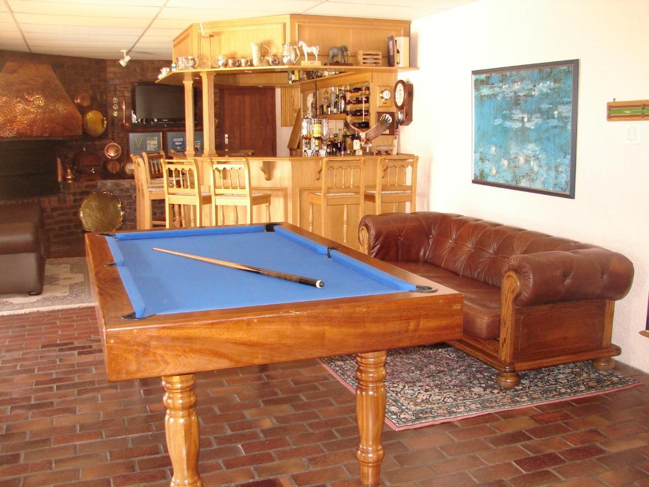 Bed and Breakfast Majorca House Сомерсет-Уэст Экстерьер фото